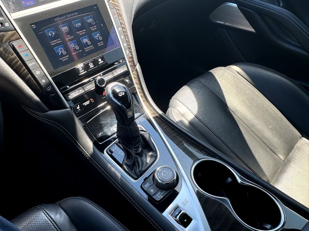 2017 INFINITI Q60 Coupe Premium - Photo 18