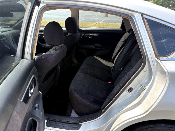 2013 Nissan Altima Sedan S - Photo 14